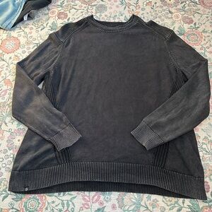 Men’s sweater